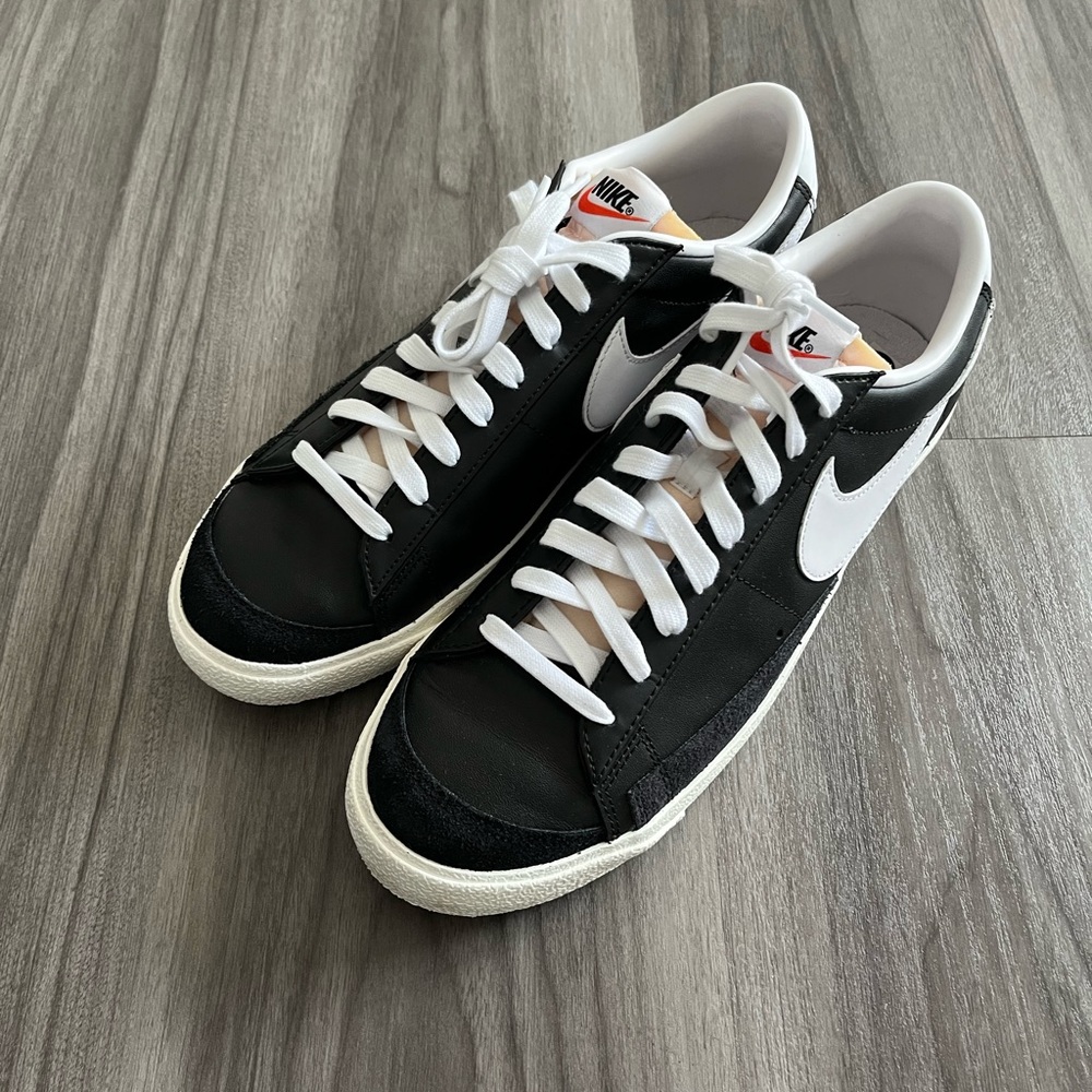 Blazer low ‘77 vintage black 🦅